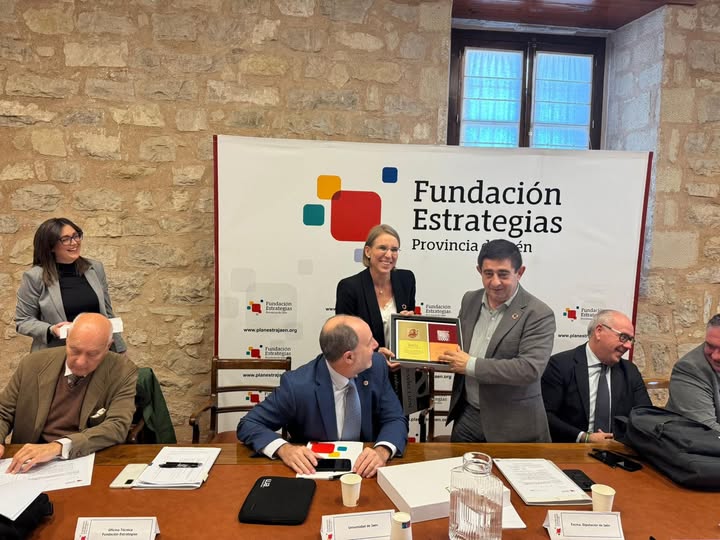 Buen trabajo en la Fundación Estrategias, Inmaculada Herrador